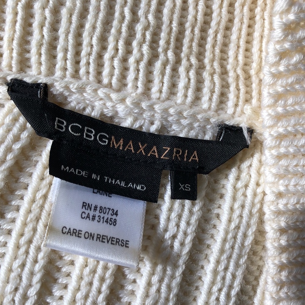 BCBG Max Azria Cropped Shrug - Picture 2 of 8